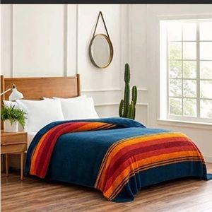 Pendleton - Grand Canyon Sherpa Blanket - King